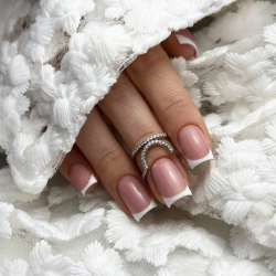 2-i-1 Rubber Base Elastic Fantastic Nothing To Hide BrushUP för naglar 5g