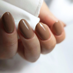 Gellack BrushUP All About Me kaffe med mjölk för naglar 5g