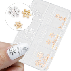 Guld och silver snöflingor nagelsmycken i olika former för nageldesign