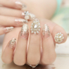 Pärlor beigevit för nageldesign